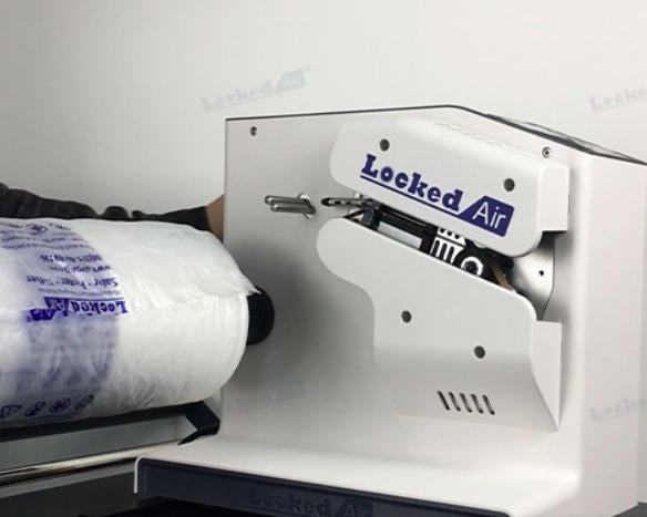 step-by-step-guide-how-to-properly-load-air-cushion-film-into-your-lockedair-air-cushion-machine-1.jpg step-by-step-guide-how-to-properly-load-air-cushion-film-into-your-lockedair-air-cushion-machine-1.jpg